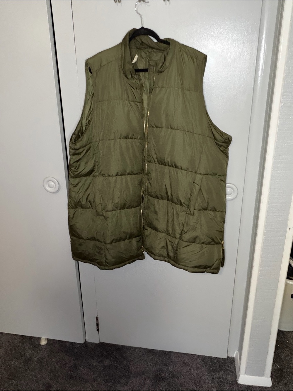 Maurices Olive Quilted Puffer Vest for Men